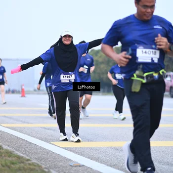 Runner Photo 7559045