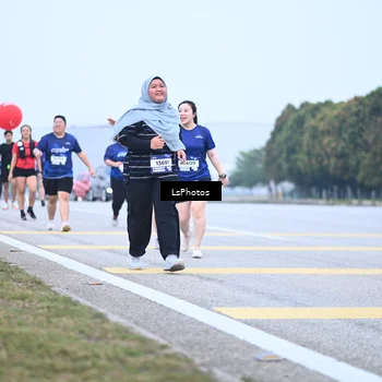 Runner Photo 7559049