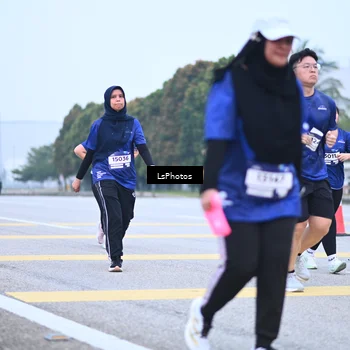 Runner Photo 7559051
