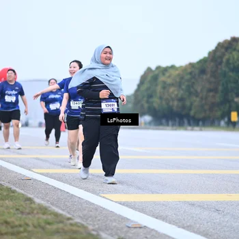 Runner Photo 7559054