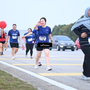 Runner Photo 7559055