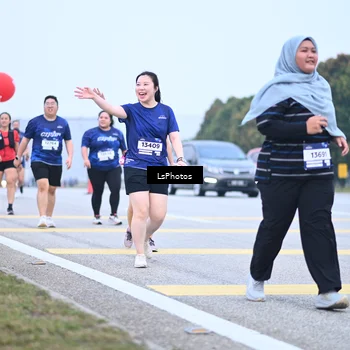 Runner Photo 7559058