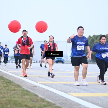 Runner Photo 7559063