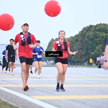 Runner Photo 7559068