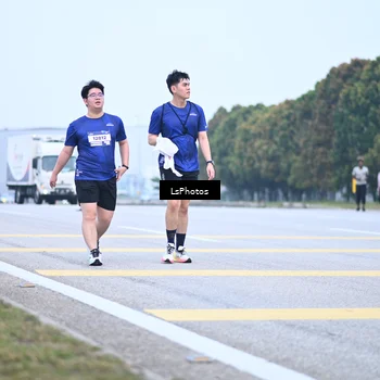 Runner Photo 7559079