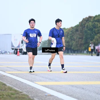 Runner Photo 7559082