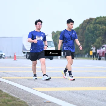 Runner Photo 7559085
