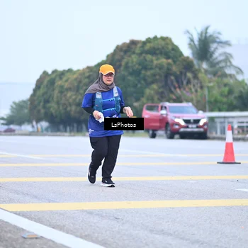Runner Photo 7559095