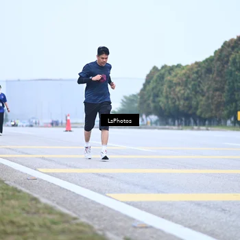 Runner Photo 7559096