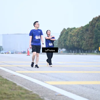 Runner Photo 7559104