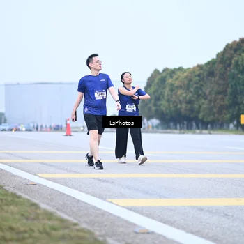 Runner Photo 7559105