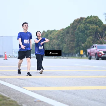 Runner Photo 7559110