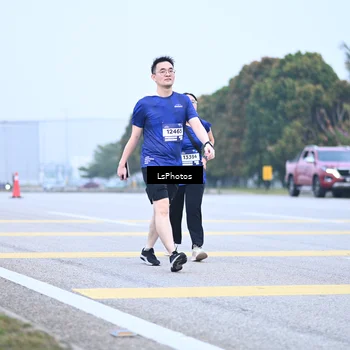 Runner Photo 7559111