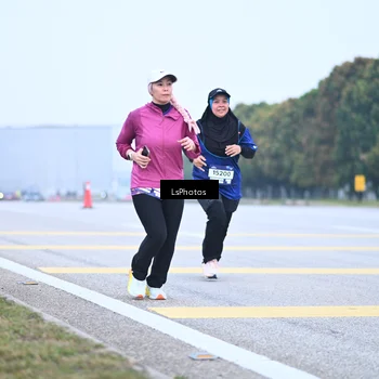 Runner Photo 7559174