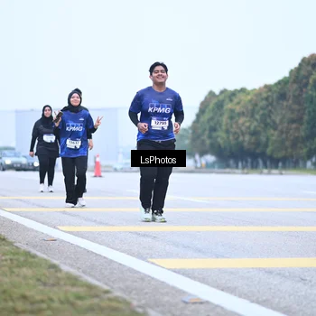 Runner Photo 7559189