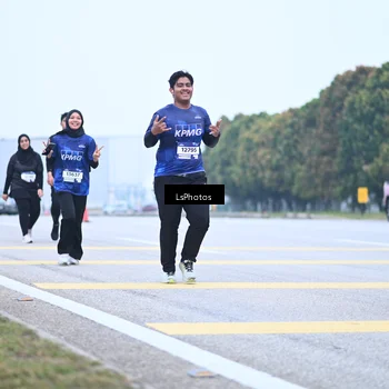 Runner Photo 7559190