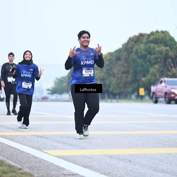 Runner Photo 7559191