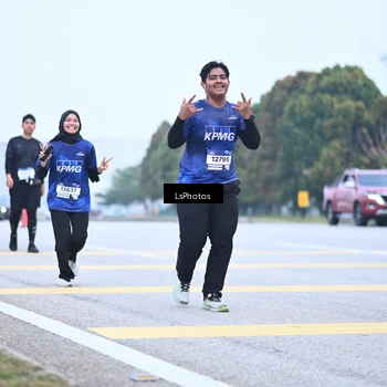 Runner Photo 7559192