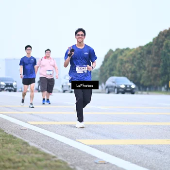 Runner Photo 7559226