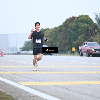Runner Photo 7559254