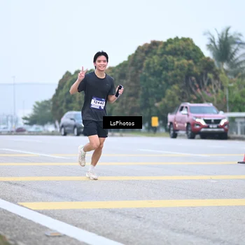 Runner Photo 7559255