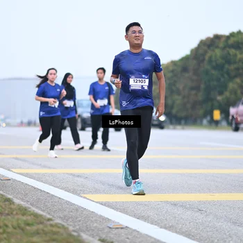 Runner Photo 7559283