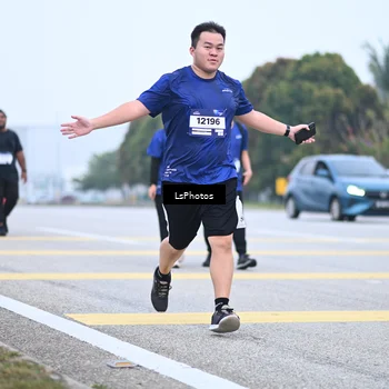 Runner Photo 7559291
