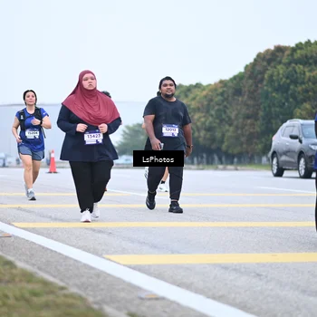 Runner Photo 7559297