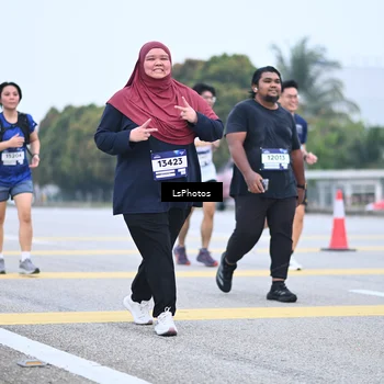 Runner Photo 7559305