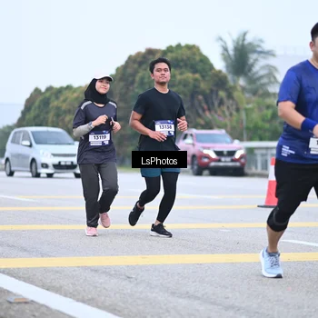 Runner Photo 7559317