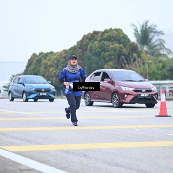 Runner Photo 7559357