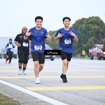 Runner Photo 7559372