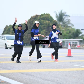 Runner Photo 7559376