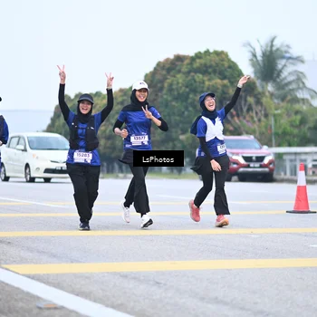 Runner Photo 7559377