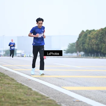 Runner Photo 7559421