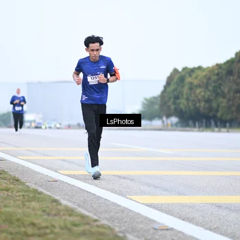 Runner Photo 7559423