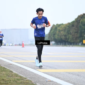 Runner Photo 7559424
