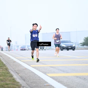 Runner Photo 7559436