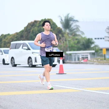 Runner Photo 7559438