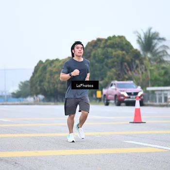 Runner Photo 7559491