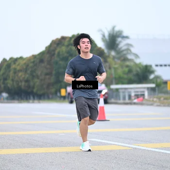 Runner Photo 7559493