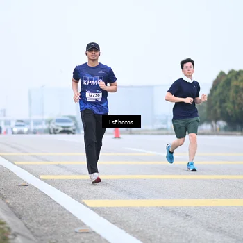 Runner Photo 7559519