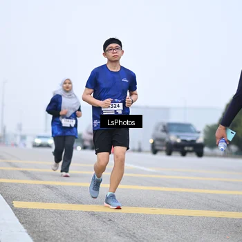 Runner Photo 7559573
