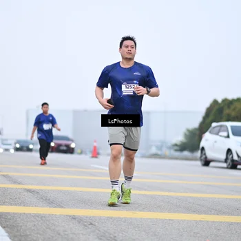 Runner Photo 7559582