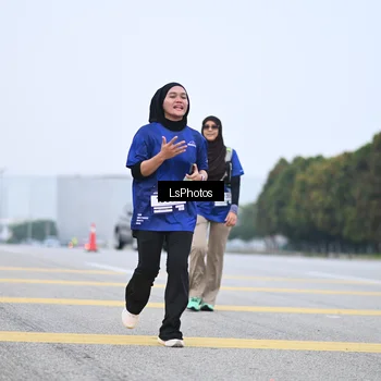 Runner Photo 7559593