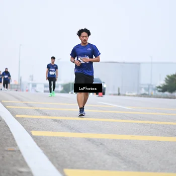 Runner Photo 7559618