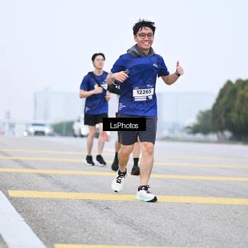 Runner Photo 7559641