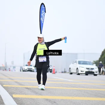 Runner Photo 7559672