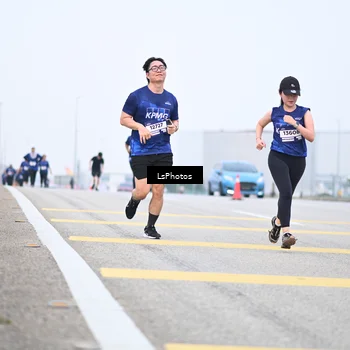 Runner Photo 7559689