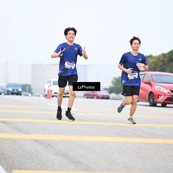 Runner Photo 7559742